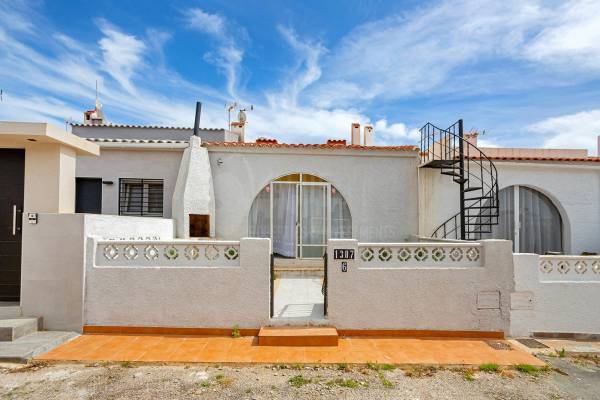 Terraced house - Sale - Torrevieja - San Luis